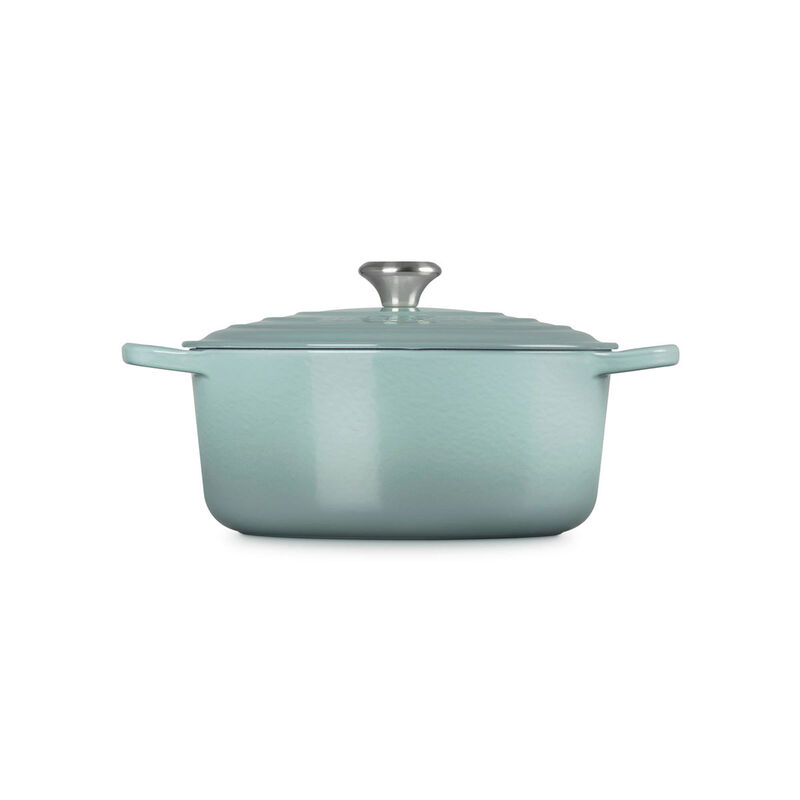 Le Creuset Signature Cast Iron Round Casserole 28cm image number 43